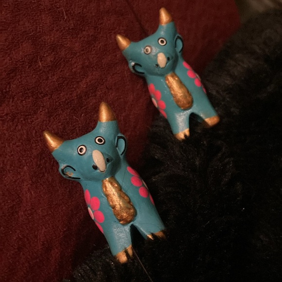 Peruvian statues of protection in bullishness design - Picture 2 of 5